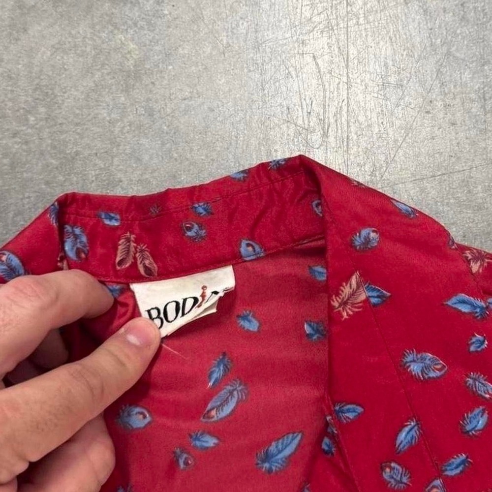 80's Floral Button Up Blouse Women's Red Blue Girlie Indie Casual Shirt 14 - Picture 4 of 7